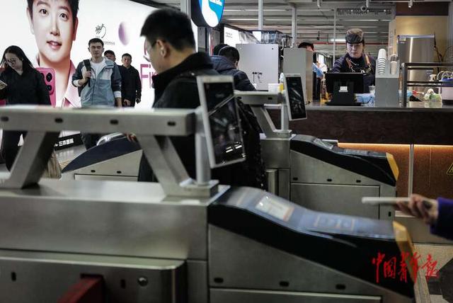 每周图片精选（10.25-10.31）| 神舟二十一号、APEC庆州峰会、重阳节