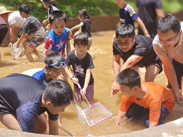 来啊，一起“躺坪”！增城「露营公园」指南→
