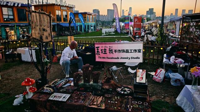 遇见丨开福·逛三园：我在「鸭嘴公园」好快乐鸭！