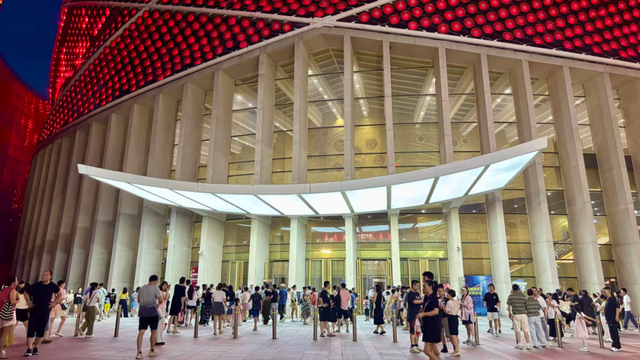 北北送票！国庆来武汉，一定要看这场沉浸式水秀盛宴