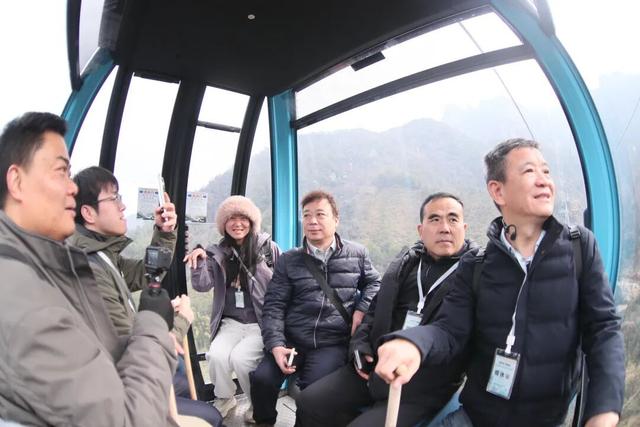 10分钟直线穿越，三清山港首索道这条“捷径”太香了