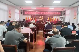 陕西省西安市阎良区：“秸”尽所能防患未“燃”，守护蓝天白云图片