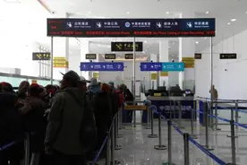 海拔4772米！中国—南亚新贸易通道里孜口岸正式开通图片