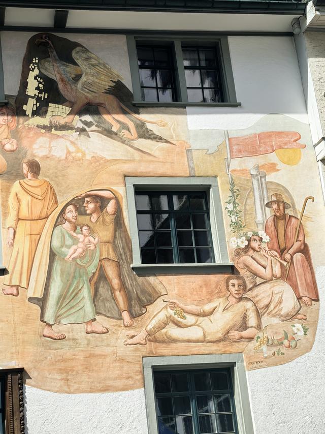 晚潮｜圣加仑的书卷与凸窗