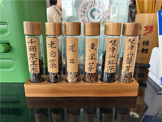 避暑纳凉贵州行 | 文化体验+特色消费，铜仁五显庙文旅街区有逛头