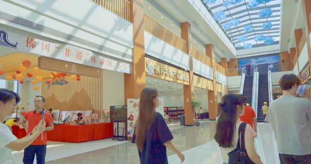 广韶高速佛冈服务区今天正式开通迎客