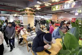 能买菜，还能理发！打造全新多功能复合型“邻里中心”！上海静安宁家·黄山市集开业！图片