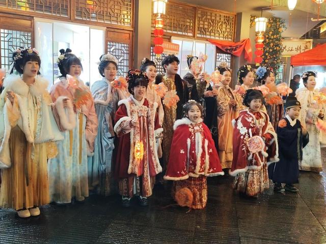 千年古城闹元宵——黔阳古城“黔阳花灯会·灯火耀千年”活动见闻