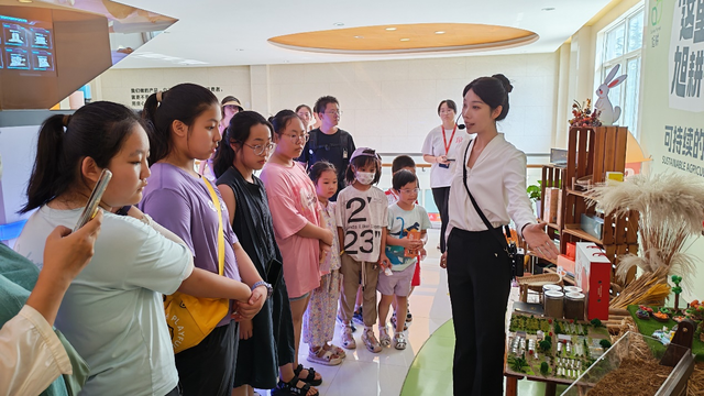 在“酱油王国”里品读烟台制造的匠心！“畅游仙境公益行”走进欣和食育体验馆