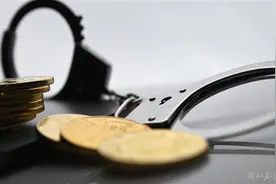 凌晨，网红女歌手演唱会后被带走！所乘迈巴赫被大数据锁定，“人车分离的瞬间”被控制……图片