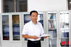 【师者如光 点亮教育强国梦】丰振海老师：从心出发，以爱育才图片