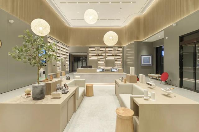 邓紫棋南宁演唱会住宿地图：良庆12家宝藏酒店，近场馆/交通快/高舒适！