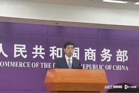 报废更新汽车补贴标准提高：新能源车补2万燃油车1.5万图片