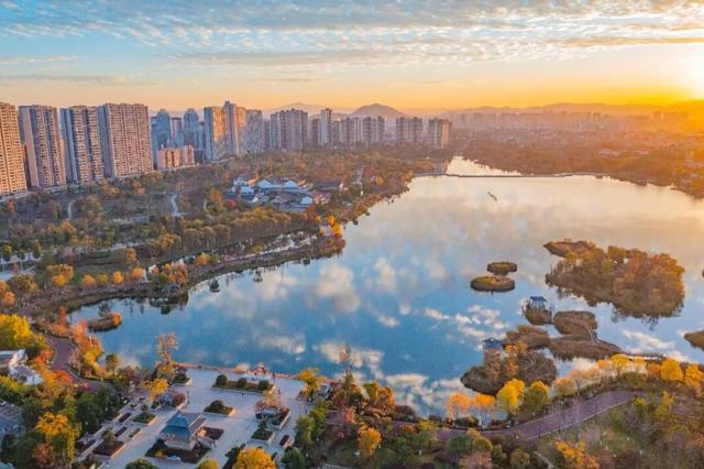 冬日尤恋秋景韵——省耕国学文化公园美如调色板的视觉盛宴