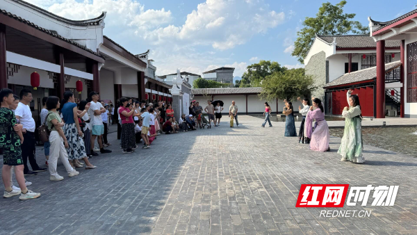 江永：女书园焕新亮相 国庆喜迎八方游客