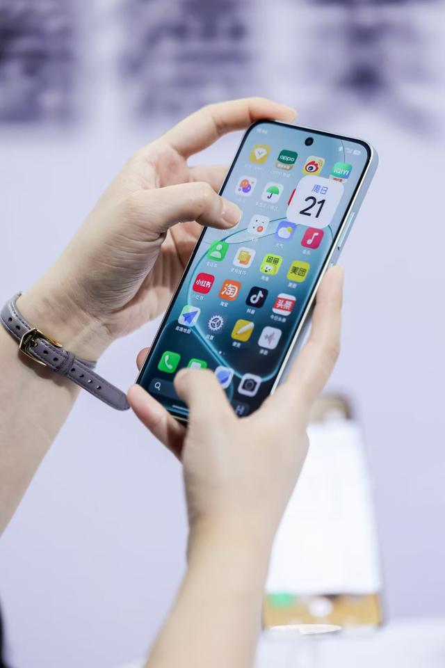 为了千元机用户的「流畅权」，OPPO 为安卓换了个「引擎」