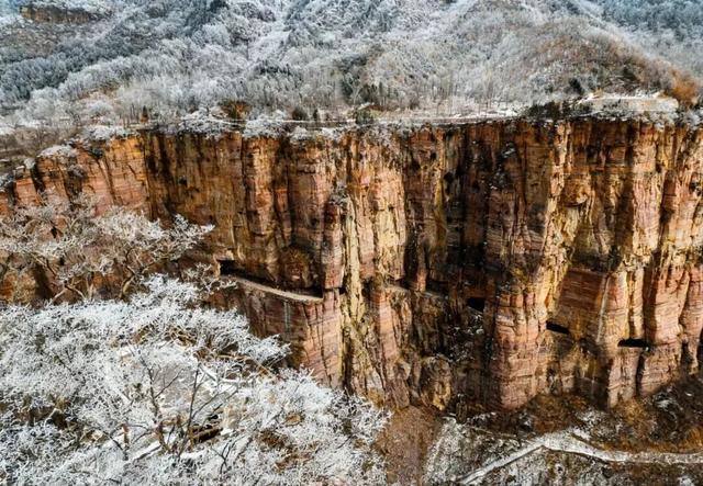 好看新乡 | 雪落南太行，邂逅一场冬日旷世奇景