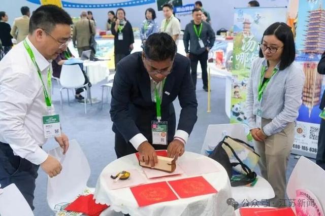 双奖到手！“水韵江苏”携13市宝藏资源，在旅交会向世界发出邀请