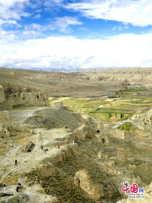 高舜礼：蹚出一条高原特色的旅游之路(组图)