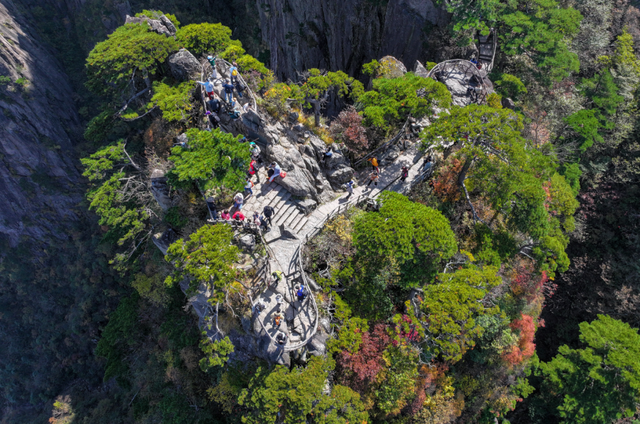与世界共赴“诗与远方”——写在第十五届安徽国际文化旅游节开幕之际