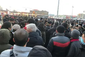 刀郎新年首场演唱会开唱，有人称抢票多次无果图片