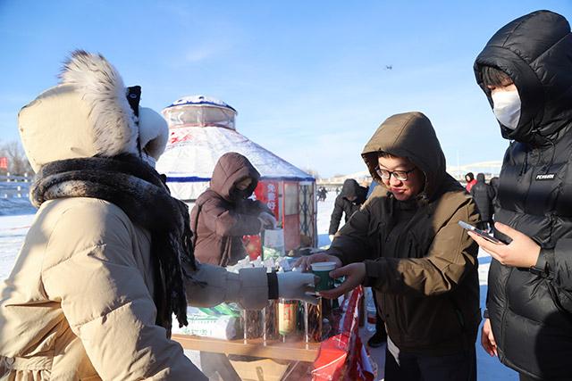 扎鲁特旗“冰雪秘境·燃情扎鲁特”冬季文旅系列活动开幕