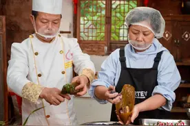 当端午节“遇上”黄大仙：一只乌饭粽 飘香海内外图片
