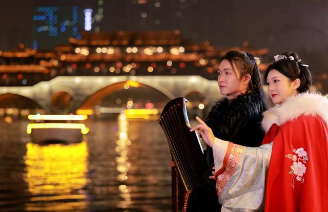 夜游锦江“蓉冬暖趣”来袭，套票、演绎、优惠全揭秘！