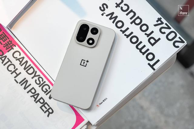 一加 15 原色沙丘：十年了	，还不将就吗？