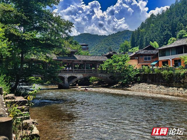 高清湖南丨镜头下的城步桃林苗寨：风景如旧，风情如初