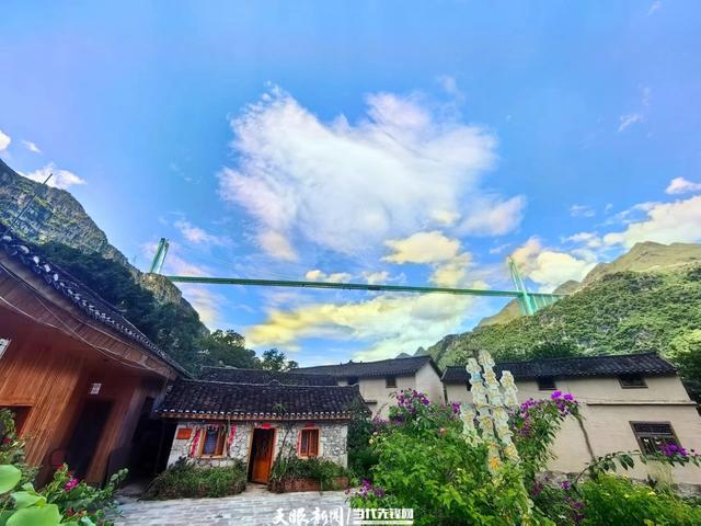 世界第一高桥・精神新地标｜在贵州，“桥”见奋斗者的精气神