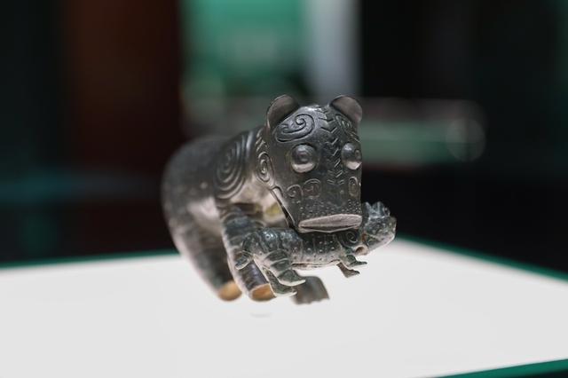 在“纹章九州”特展中，看一部中国纹饰系统史