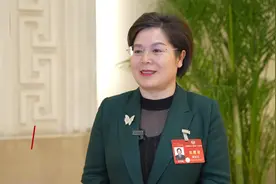 “备受鼓舞，深感责任重大！”住湘全国政协委员黄东红现场聆听习近平总书记重要讲话图片
