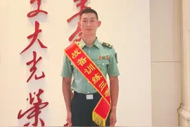 安徽小伙，荣膺集团军“障碍王”！图片