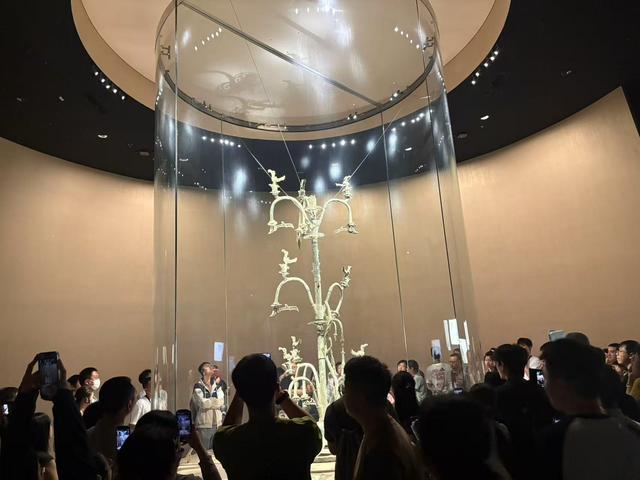 暑期文旅关键词：赛事经济、演唱会经济和亲子游