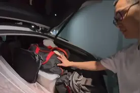 近4年不租房睡车里省10万！深圳41岁程序员回应走红：并非省钱，老家有一套四层“小别墅”图片