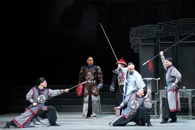 艺镜|北京京剧院新编京剧《大刀王五》上演：“多媒体”与“传统”的无缝衔接图片
