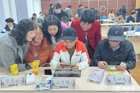 银龄侠客电竞江湖第一场比赛来了，本周四一起围观四大战队决胜负图片