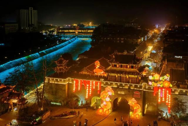 成都灯会集体官宣，期待值拉满~