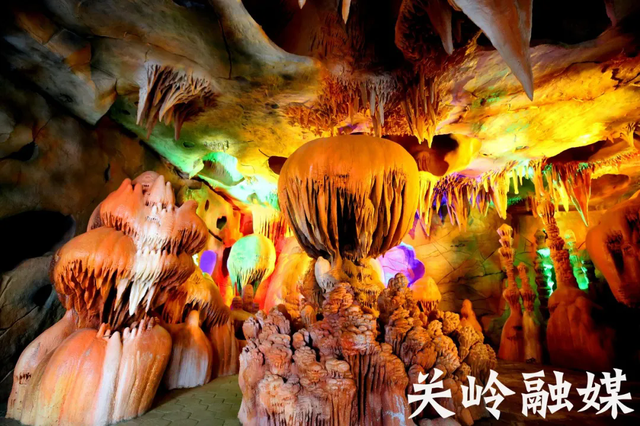 关岭九仙旅游景区迎来旅游小高峰