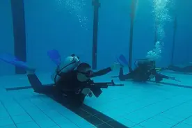 熄灯号丨背影中，都是你的模样图片