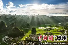 康养暖冬游 绿茶第一采 “媒体及网络达人探访阳光黔西南”活动启动图片