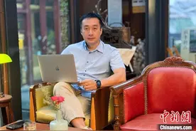 马来西亚华裔做重庆“推荐官”：赴华寻根，心归山城图片