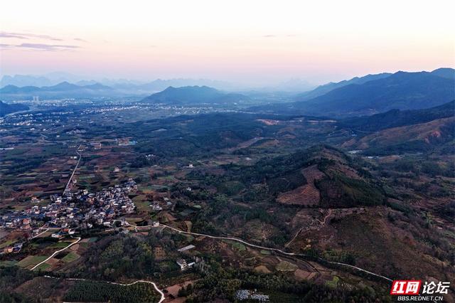 藏于桂林的山水长卷，灵川逍遥湖的日与夜