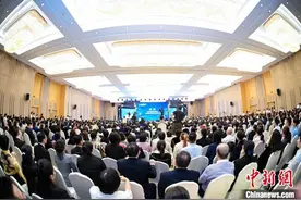 海内外院士专家共论现代中医药发展：前景很好，重点是融合图片