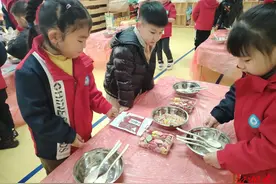 “龙腾容幼、喜迎新年” 亲子庙会—— 华容县容城幼儿园举行迎元旦美食节活动图片