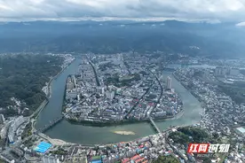 新晃向“新”① | 小县城如何突围？这个遍地是“黄金”的城市，给出了答案图片