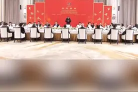 习近平：来到哈尔滨 我们真切感受到“冰天雪地也是金山银山”图片