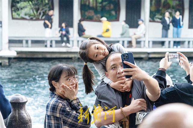 “趵突腾空”震撼再现！趵突泉水涌若轮等你来打卡