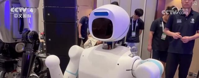 中国机器人产业稳居全球第一梯队 “全球首发”“中国首秀”重磅新品集中亮相
